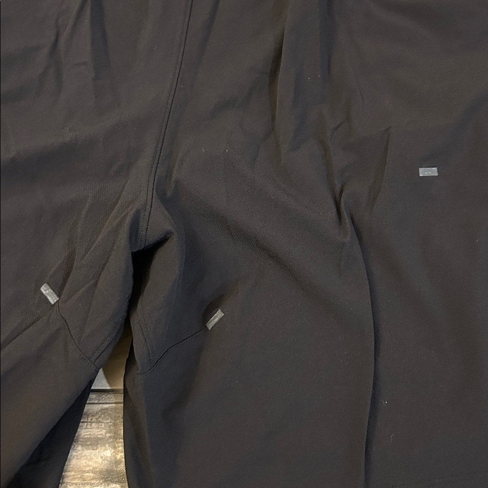 Lululemon License to Train Lined Short 7"
Black size M - Picture 3 of 7
